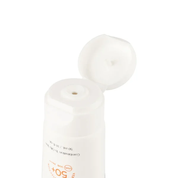 ژل کرم ضدآفتاب SPF50 ماسکورا مناسب پوست چرب