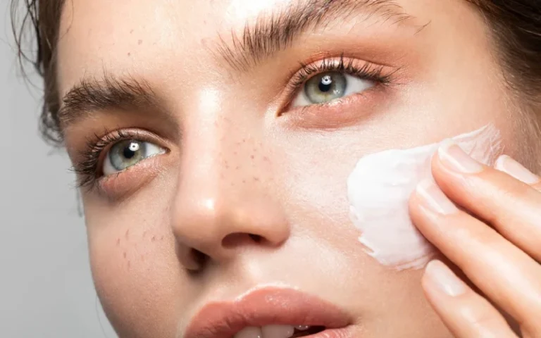 ضدآفتاب فیزیکی یا شیمیایی؟ راهنمای انتخاب بر اساس نوع پوست
